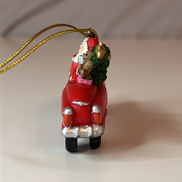 Pipka Santa's 'Holiday Sports Car' Hanging Ornament - Picture 6 of 9